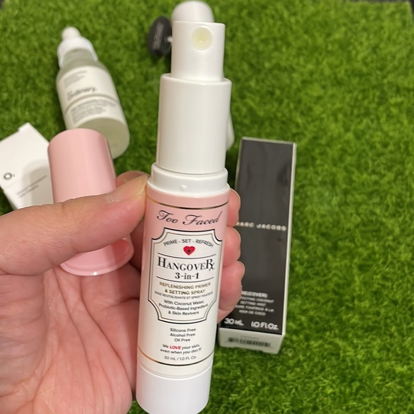 🆕 Bundle 3 items,MarcJacobs mist,TooFaced spray,The Ordinary Primer - Picture 4 of 4